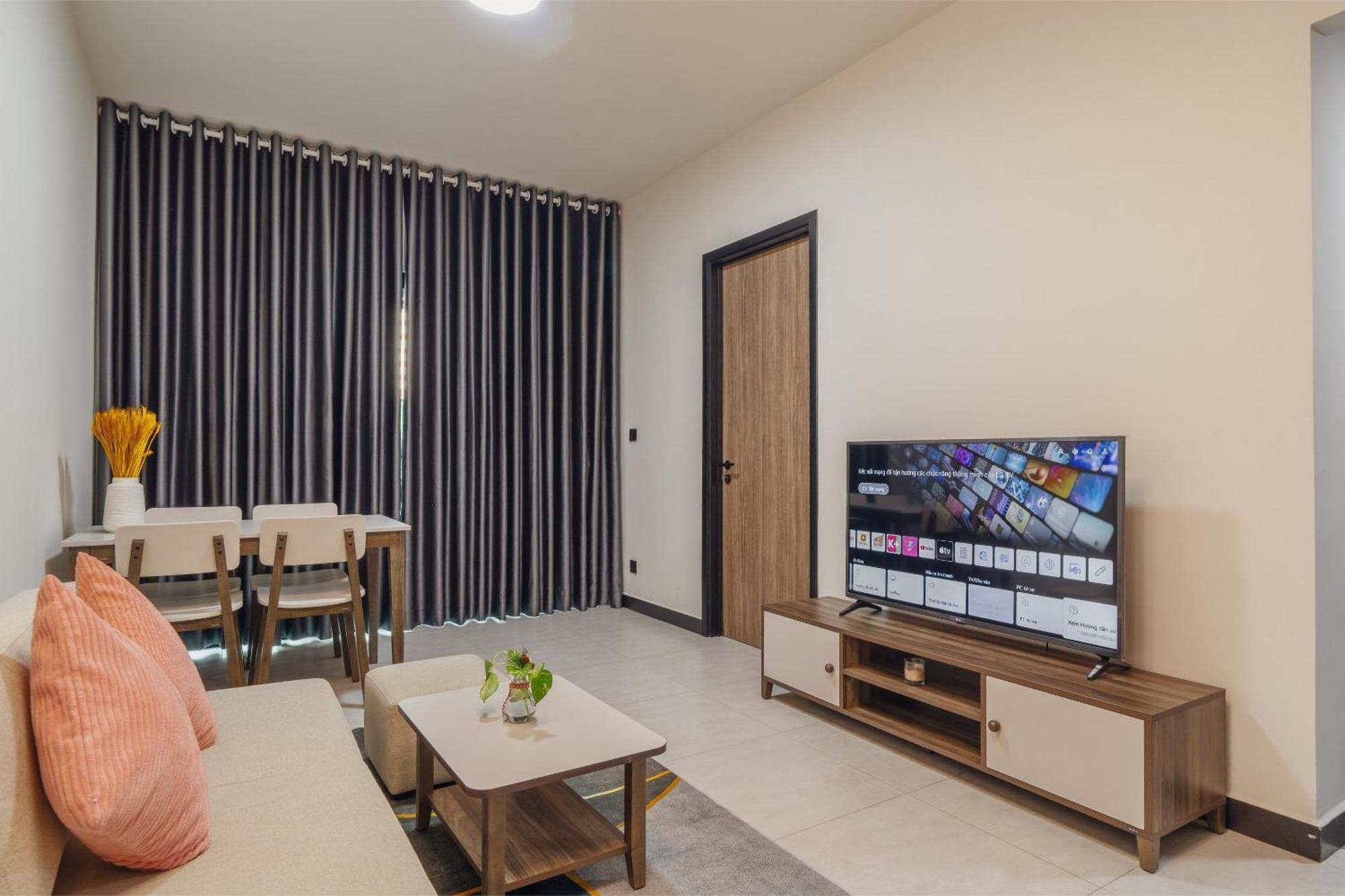 Tropical House - New Apartment At Delasol Ho Chi Minh City Exterior photo